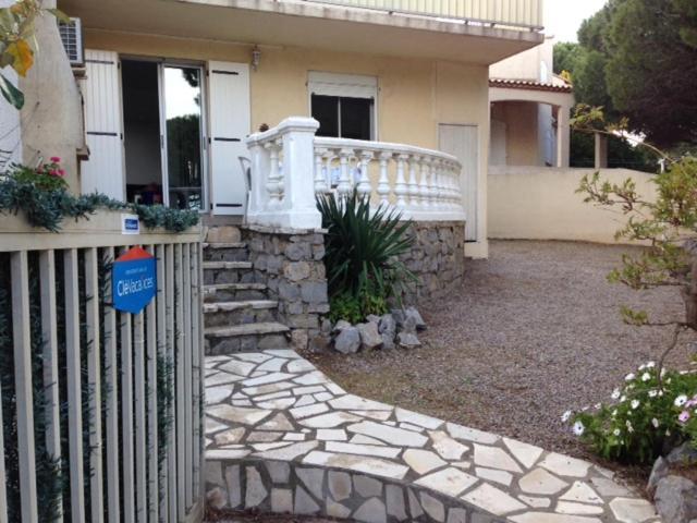 Apt Climatisé T3 Saint Pierre La Mer, terrasse, jardin et parking privé Fleury  Extérieur photo