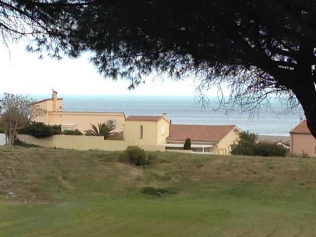 Apt Climatisé T3 Saint Pierre La Mer, terrasse, jardin et parking privé Fleury  Extérieur photo